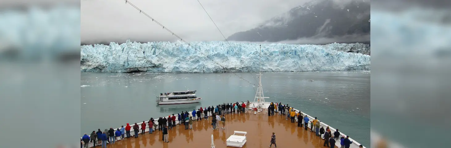 Image of a ship approaching Glacier Bay. 