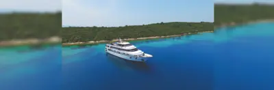 Image of a Riviera ship  