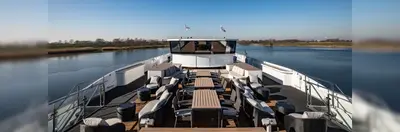 Back view of the MS George Elliott