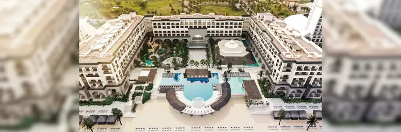 An aerial shot of the pool area at Marriott Cancun.