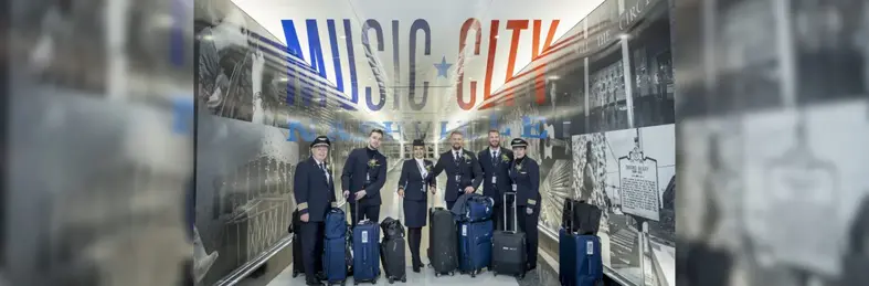 Cabin crew from Icelandair arriving in Nashville