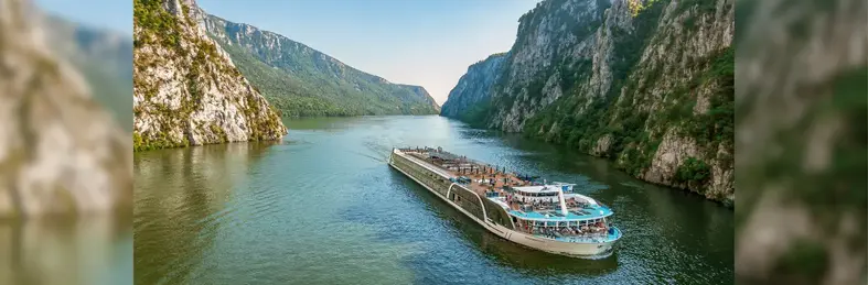 AmaMagna sailing through a passage