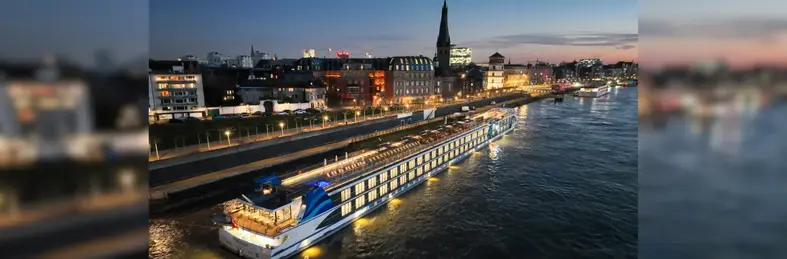 MS VIVA ENJOY docked