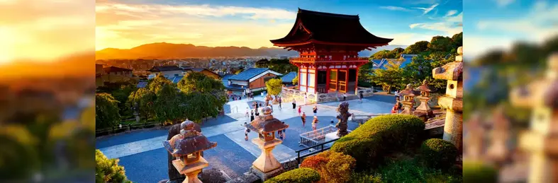 Kiyomizu-dera Temple in Kyoto 