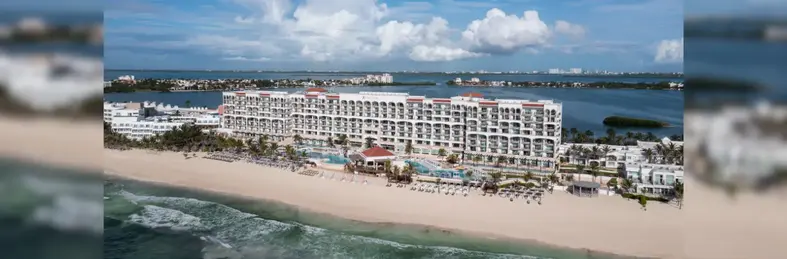 Aerial view of the Hyatt Zilara Cancun property