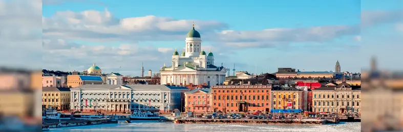 Helsinki cityscape with Helsinki Cathedral in winter.
