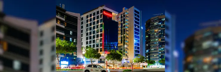 Wyndham Hotels Ramada hotel at night