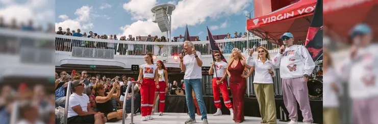 Richard Branson addressing a crowd 